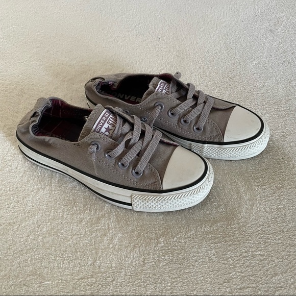 Converse Low Tops - Picture 5 of 7